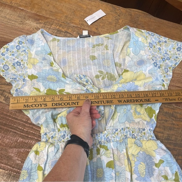 American Eagle Large Tall Floral Cut-Out Tie-Front Romper Beach summer - Picture 6 of 14